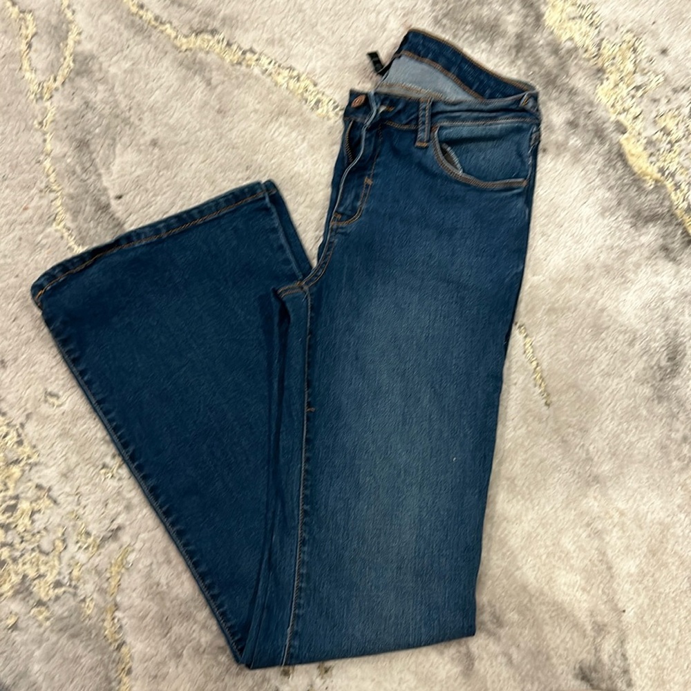 Women’s Flared Jeans